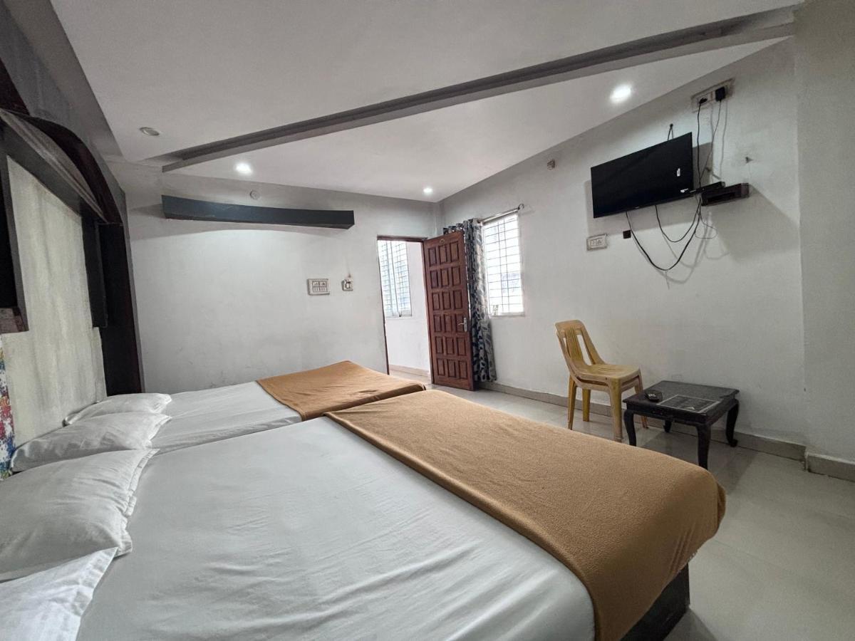 מייזור Hotel Raj Empire מראה חיצוני תמונה