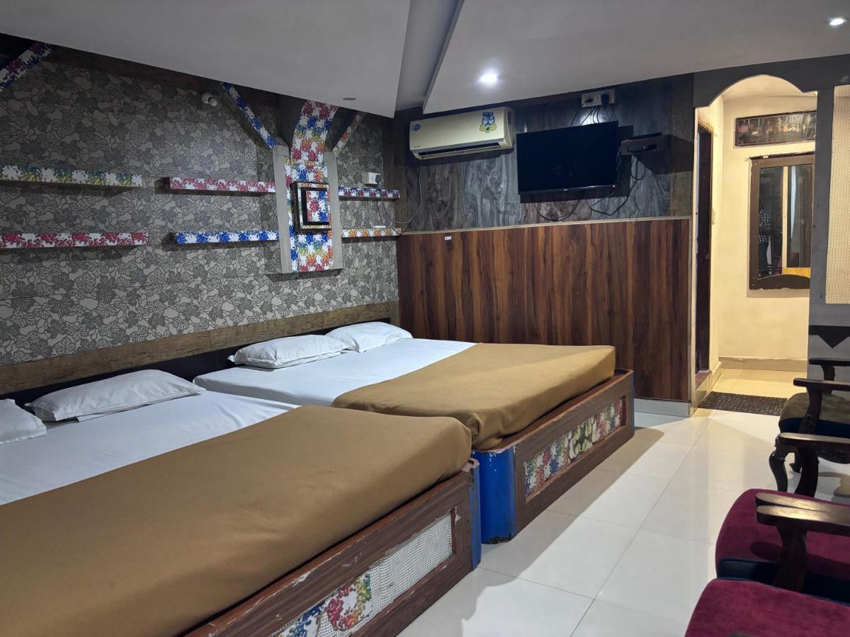 מייזור Hotel Raj Empire מראה חיצוני תמונה