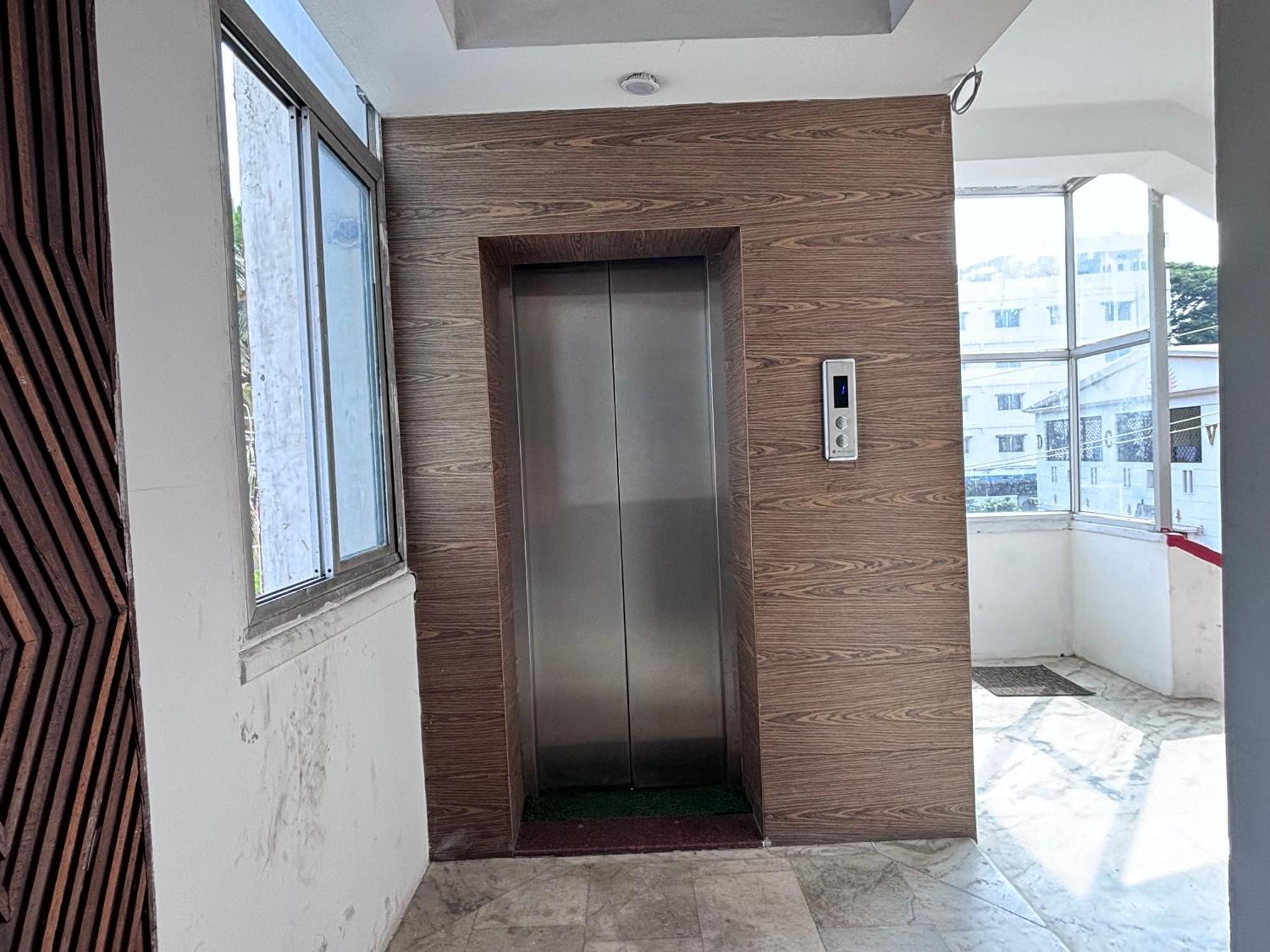 מייזור Hotel Raj Empire מראה חיצוני תמונה