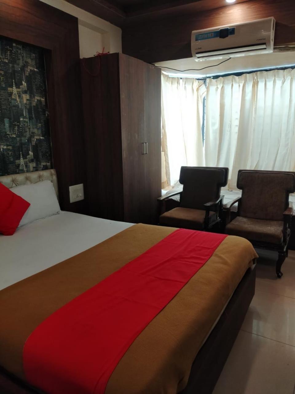 מייזור Hotel Raj Empire מראה חיצוני תמונה